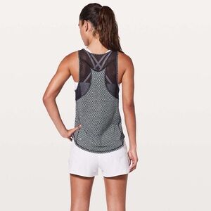 Lululemon Sculpt Tank II Monochromic Black Athletic Workout Top Size 8